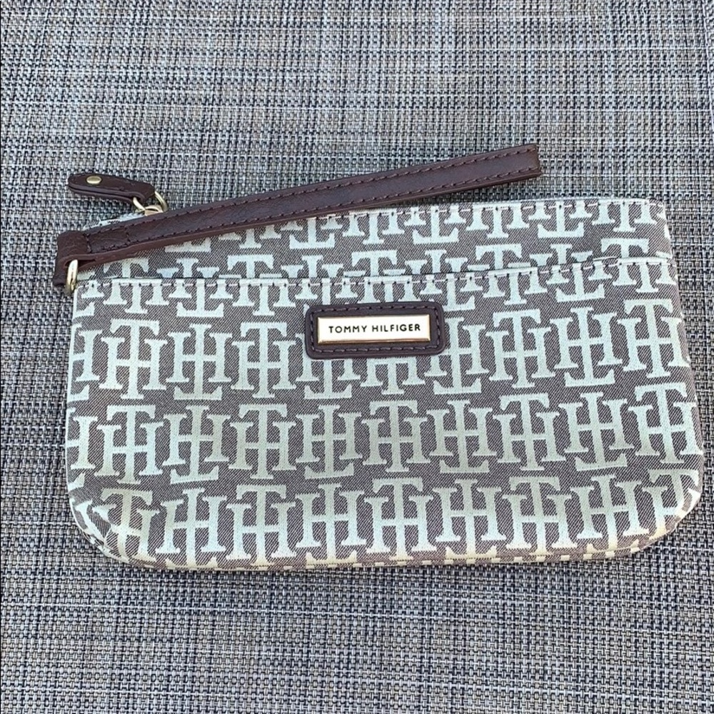Tommy Hilfiger Canvas Monogram Wristlet
